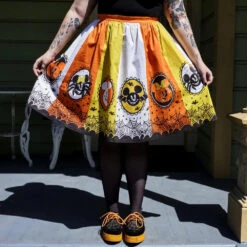 Loungefly Stitch Shoppe Mickey & Minnie Mouse Candy Corn Sandy Skirt -Loungefly DTC cb3bbade 1bf9 47ee 8726 54e3