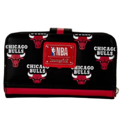 Loungefly NBA Chicago Bulls Logo Wallet -Loungefly NBAWA0002 LFNBACHICAGOBULLSLOGOSNAPWALLET BACK 128 1000x 3d280a8a c1a6 4d7e 9954 362e778aa245