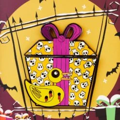 Loungefly Disney The Nightmare Before Christmas Scary Teddy Present 3 Inch Collector Box Pin -Loungefly WDPN3131 LFDISNEYNIGHTMAREBEFORECHRISTMASSCARYTEDDYPRESENT3INPIN2801PINFRONT